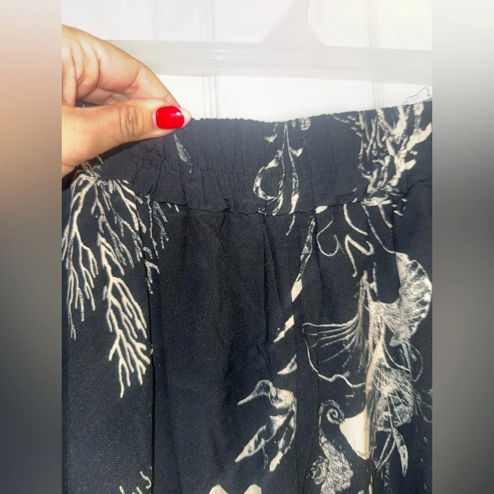 A New Day Flowy Pants - Picture 7 of 8